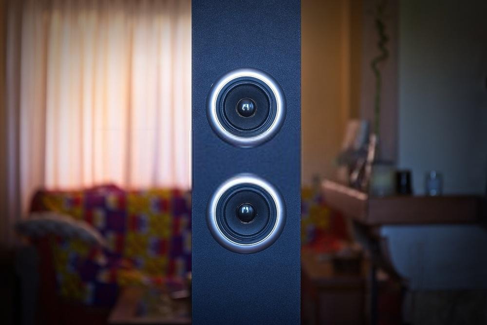 best tower speakers under 10000