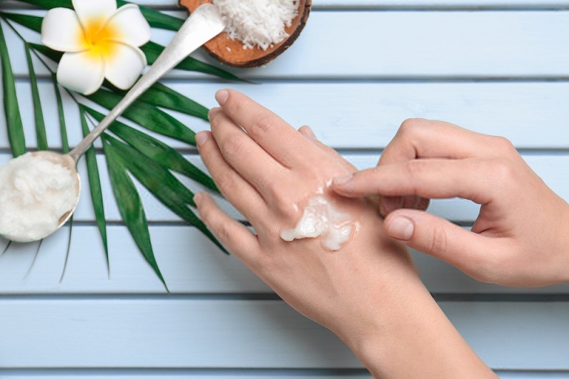 Beauty-Benefits-Of-Coconut-Oil-Coconut-oil-for-skin-care