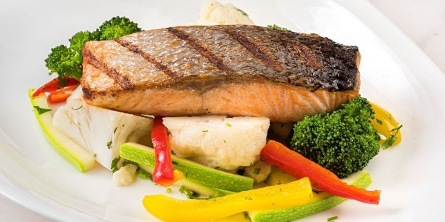 How To Steam Vegetables Without A Steamer - Steaming vegetables and fish together
