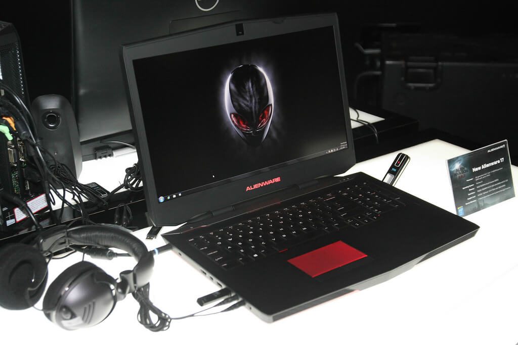 ASUS-gaming-laptop-–-TUF-Gaming-FX505